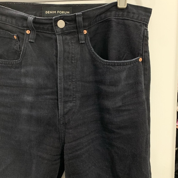 Aritzia The Joni High Rise Ripped Black Jean size 30 - Picture 3 of 5